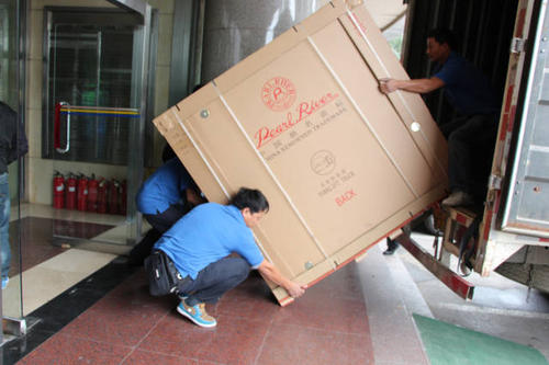 德格钢琴贵重工艺品无忧运